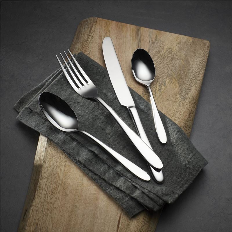Oneida Mascagni II 24 Piece Cutlery Set individual pieces detail