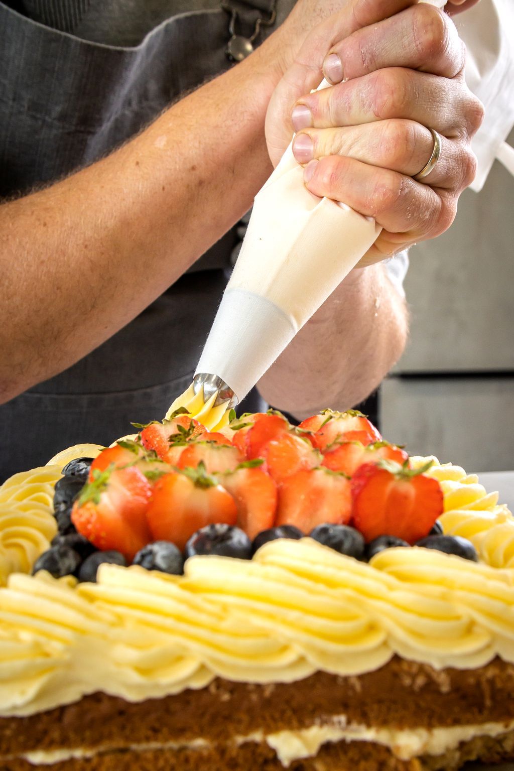 Professional Deluxe Piping Bag 50cm