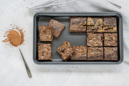 MasterCraft Brownie Pan 34x20x4cm Non-Stick - angled view of brownie tray