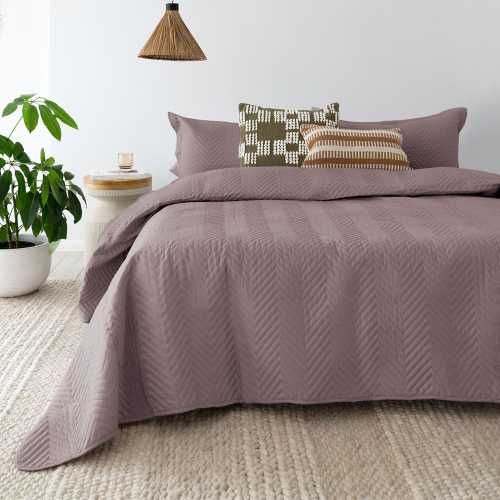 Bambury Herringbone Embossed Coverlet Set Mauve Queen King