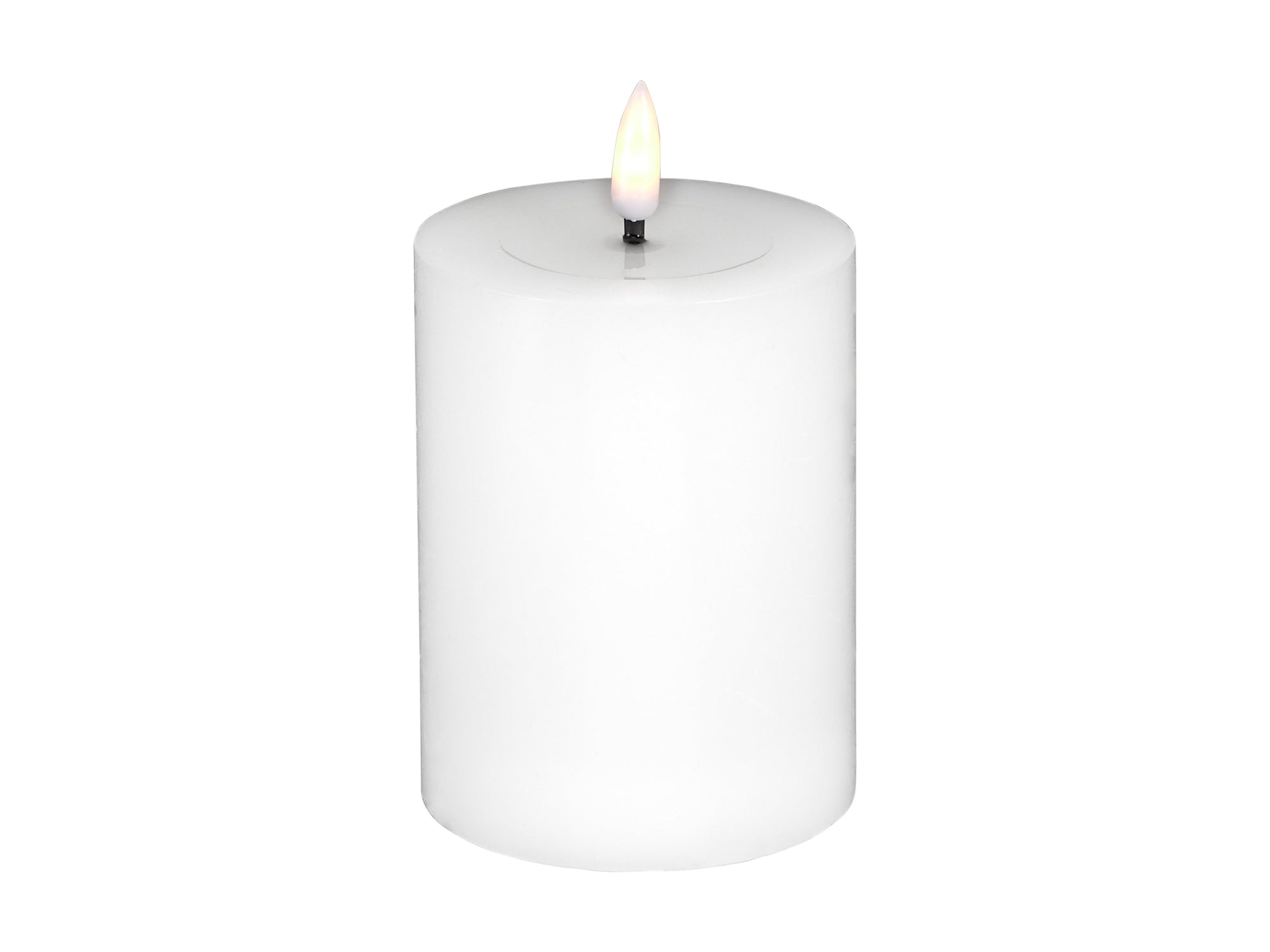 LED Flameless Round Candle – Natural – Maxwell & Williams