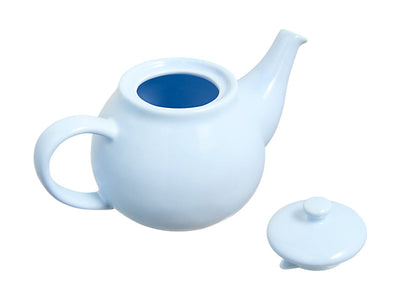 Maxwell & Williams Olde English Teapot 650mL Light Blue - lid off interior view