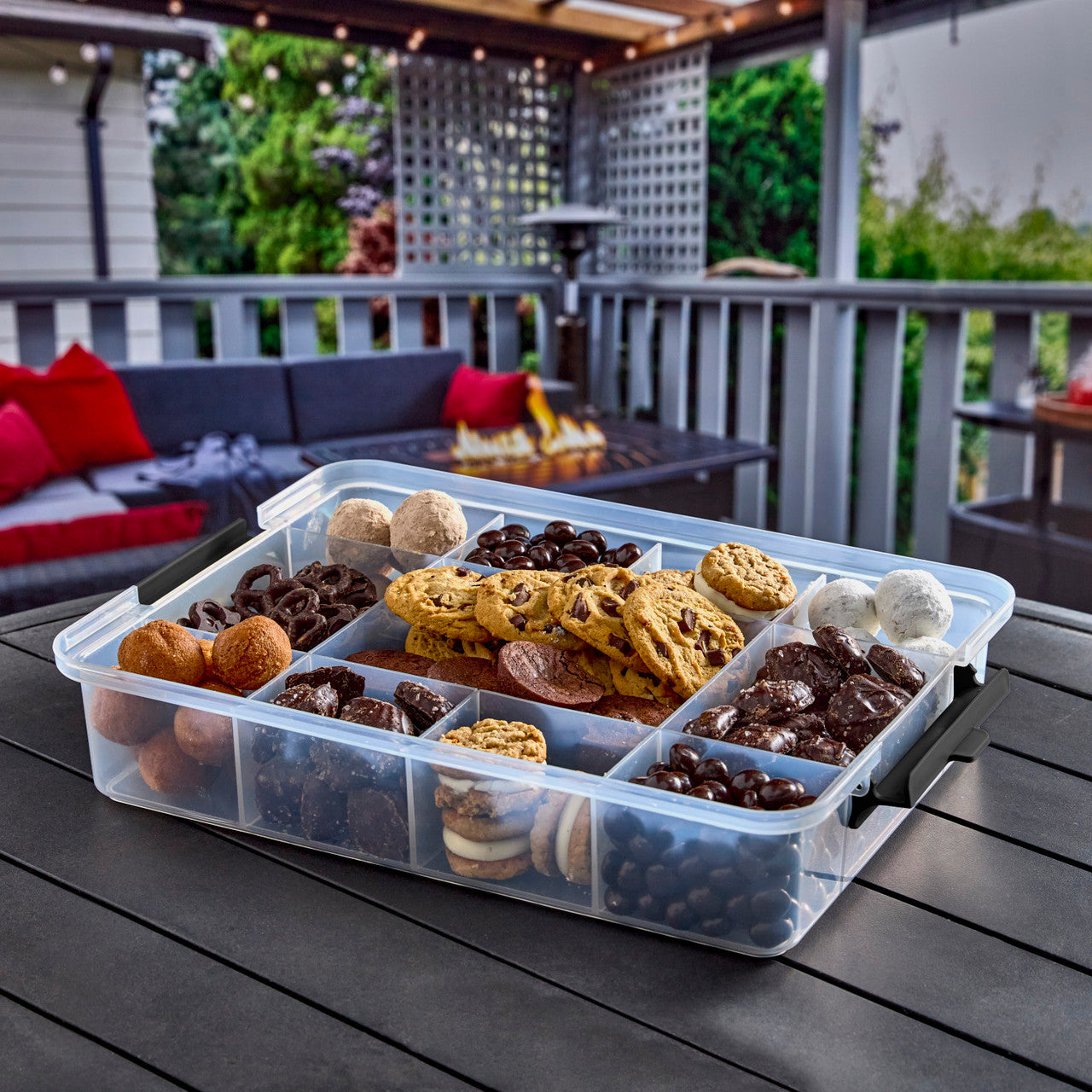 Farberware Snacklebox with Poly Cutting Board Lid - Large 28x41.5cm