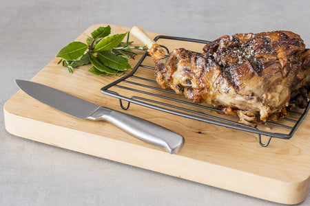 MasterCraft Roasting Rack Non Stick - side view with knife