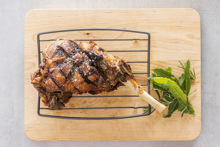 MasterCraft Roasting Rack Non Stick - top view with roast