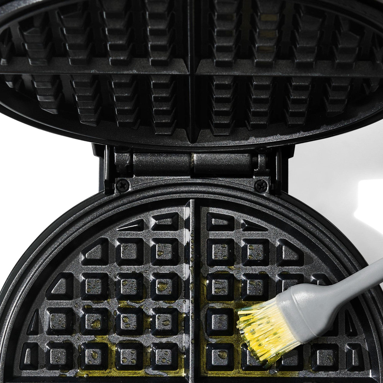 OXO cooktop brush set product showcase
