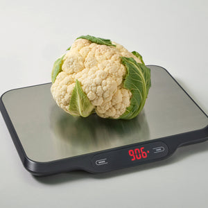 Albi Savannah Maxi Digital Kitchen Scale 15kg Grey - in use baking weighing