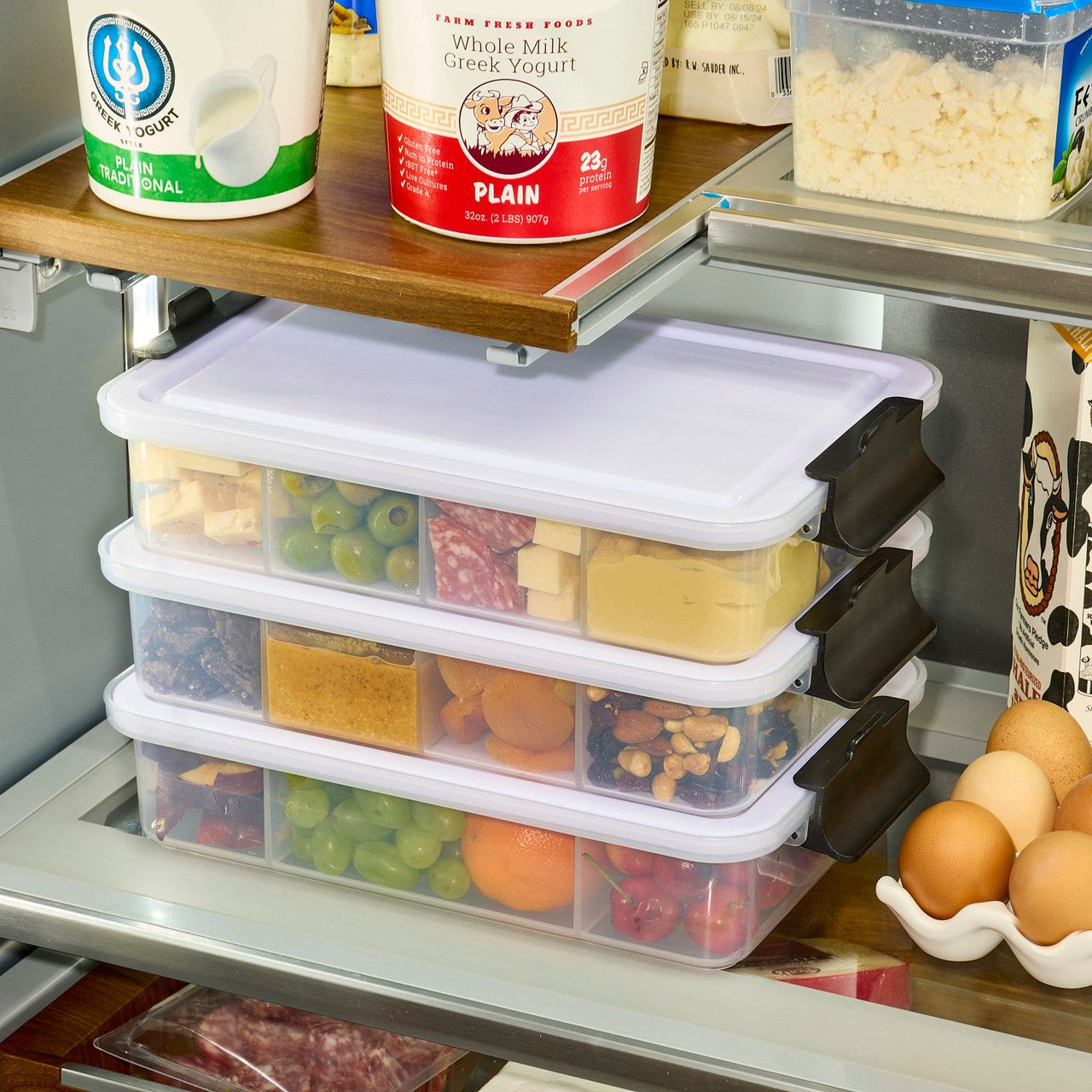 Farberware Snacklebox with Poly Cutting Board Lid - Small 20x32cm