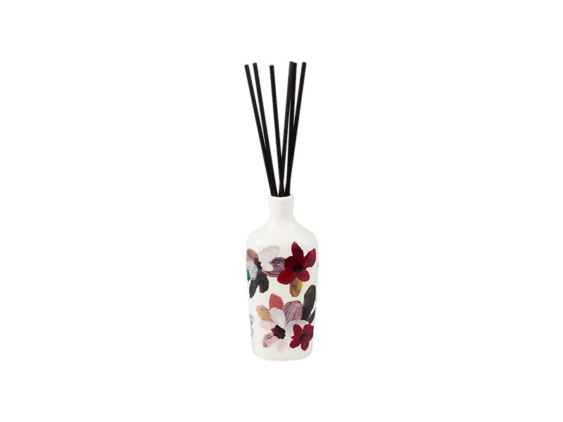 Love Anna Magnolia reed diffuser detail - Prudence De Marchi porcelain