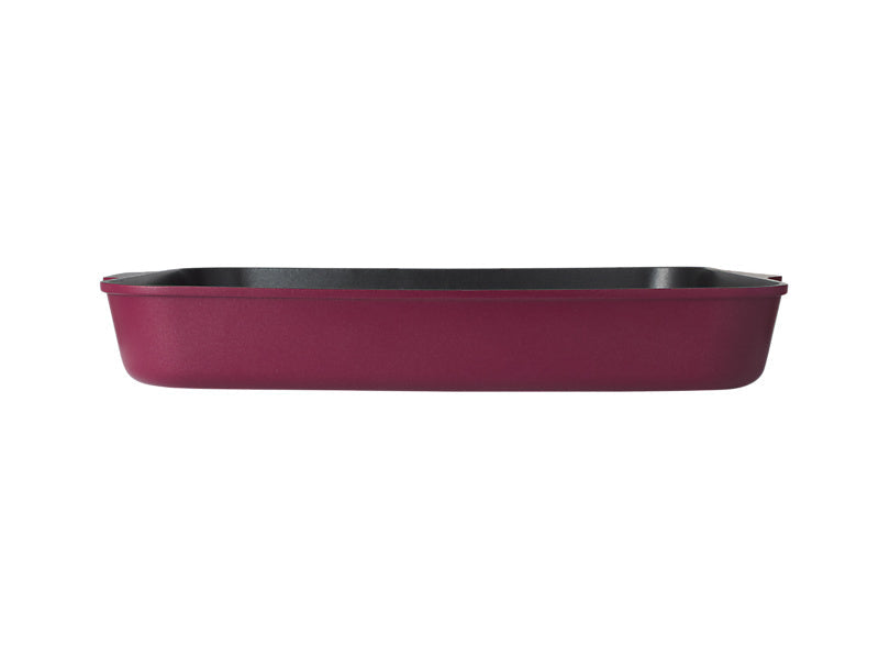 Cast Lite Non-Stick Roaster 38x28cm – Cherry – Maxwell & Williams