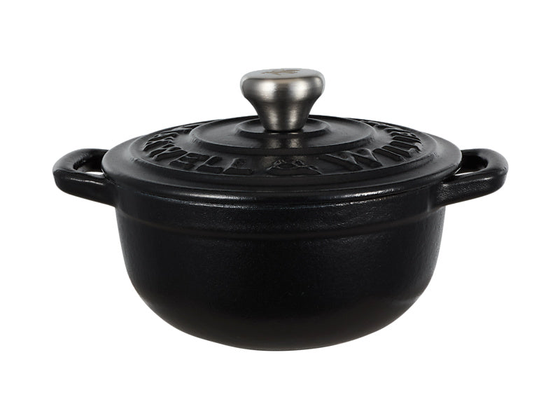 Maxwell & Williams Cast Iron Cocotte 9.5cm Black - mini cast iron cocotte