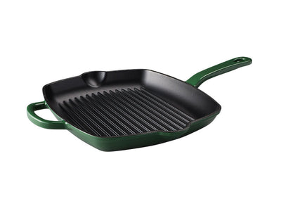 Maxwell & Williams Cast Iron Ergonomic Grill Pan 26cm angled view