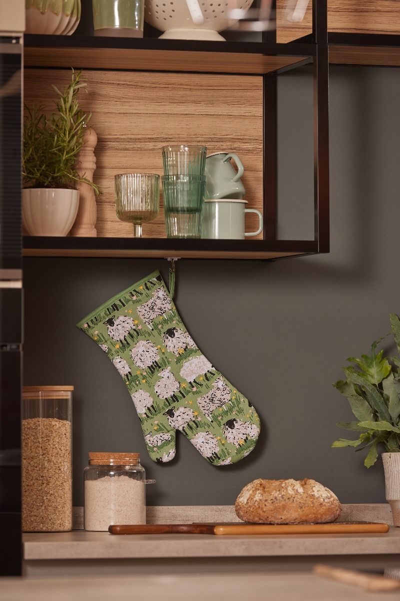Woolly Sheep Oven Glove