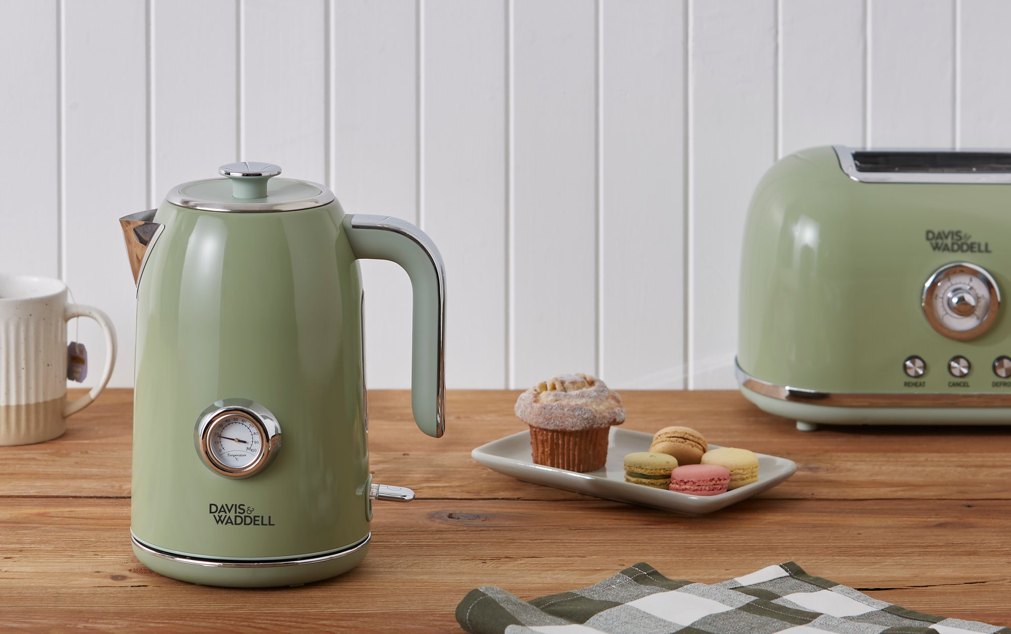 Kettle -  Electric  1.7 litre Green